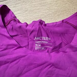 Arc'teryx Women's Purple Workout Top